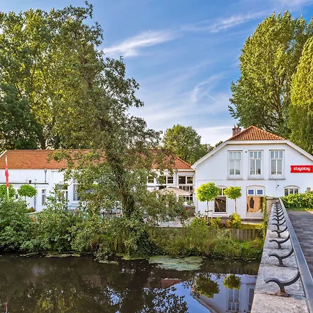 אכסניה Stayokay *